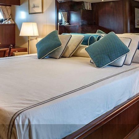 Riviera Boat Resort Λα Σπέτσια Εξωτερικό φωτογραφία